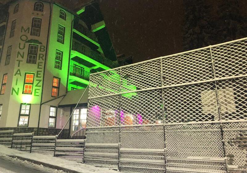 ホテル Mountain Breeze