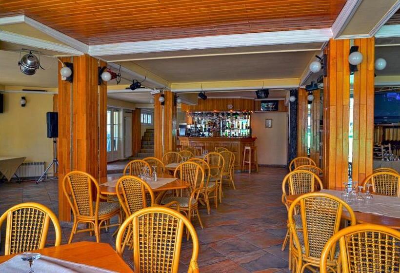 ホテル Mountain Breeze