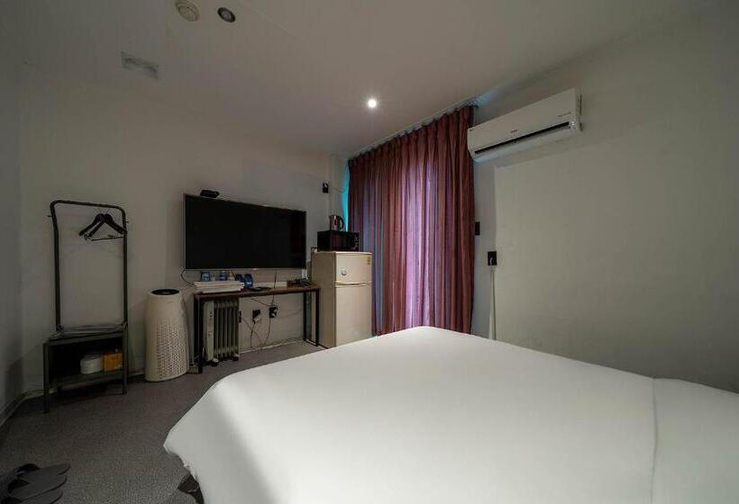 בית מלון כפרי Pacific7