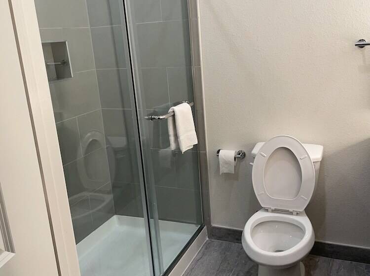 בית מלון כפרי Palace Inn Blue  Garth Rd