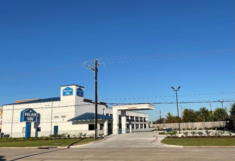 בית מלון כפרי Palace Inn Blue  Garth Rd