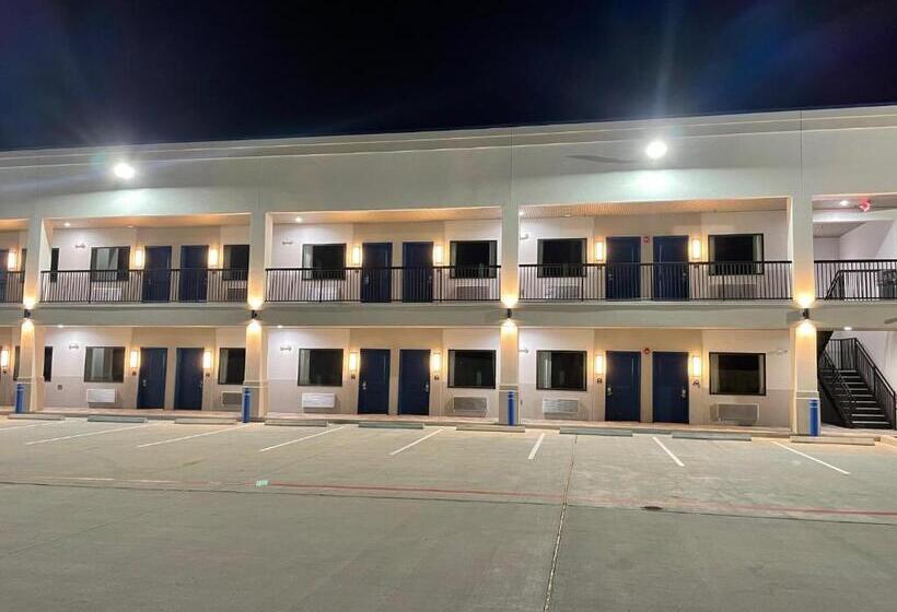 בית מלון כפרי Palace Inn Blue  Garth Rd