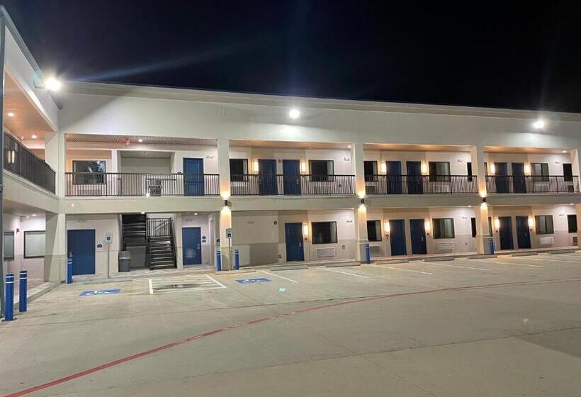 בית מלון כפרי Palace Inn Blue  Garth Rd