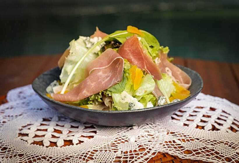 هتل Paraiso Beach