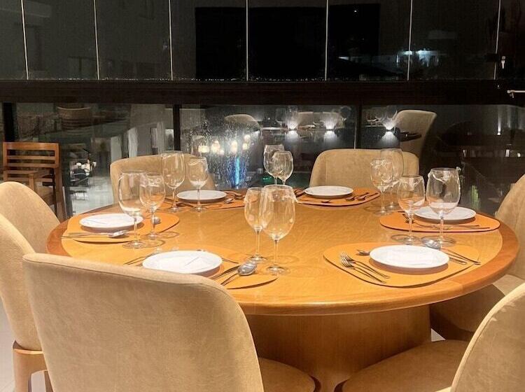 هتل Paraiso Beach