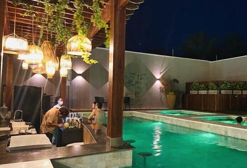 هتل Paraiso Beach