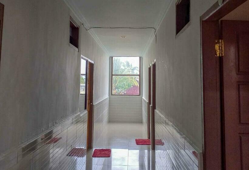 فندق Reddoorz Near Poso City Mall