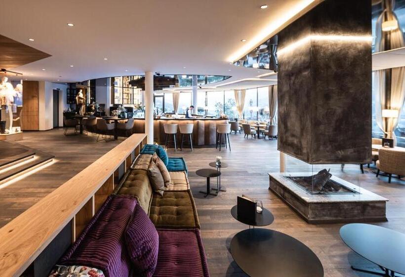 בית מלון כפרי Santre Dolomythic Home