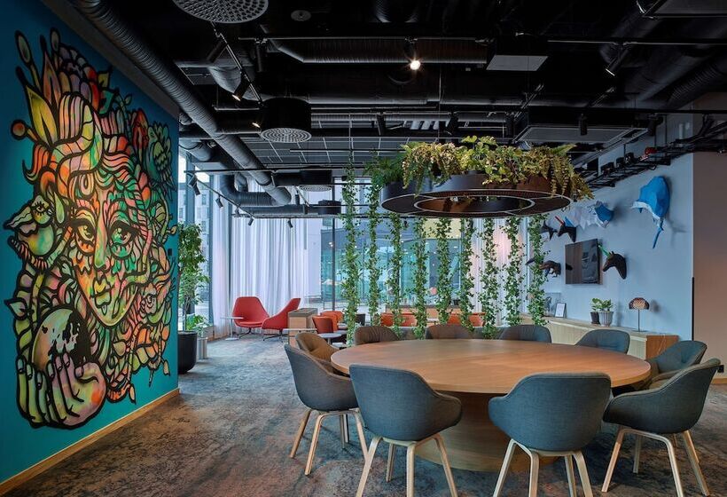 Отель Scandic Orebro Central