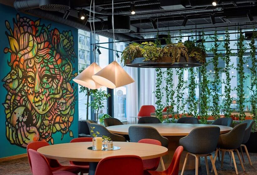 Отель Scandic Orebro Central