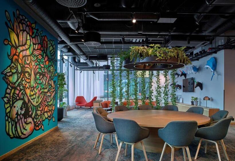 Отель Scandic Orebro Central