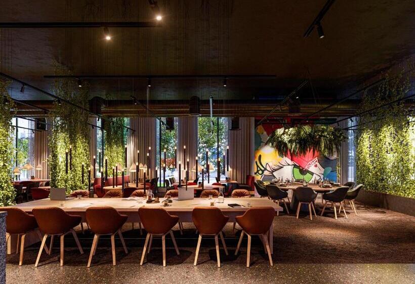 Отель Scandic Orebro Central