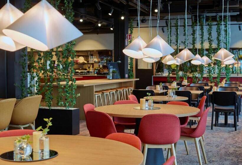 Отель Scandic Orebro Central