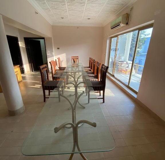 호텔 Shelton Palace