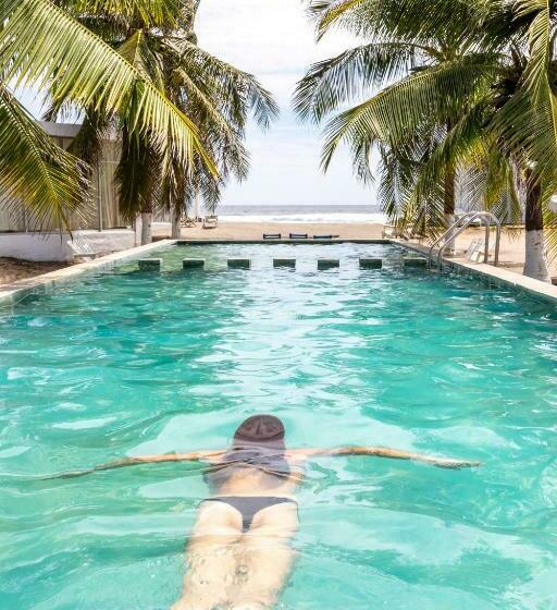 ホテル Tachinaste