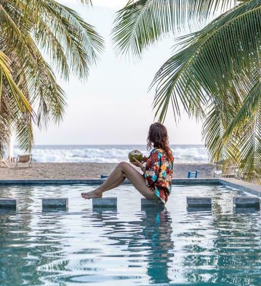 ホテル Tachinaste