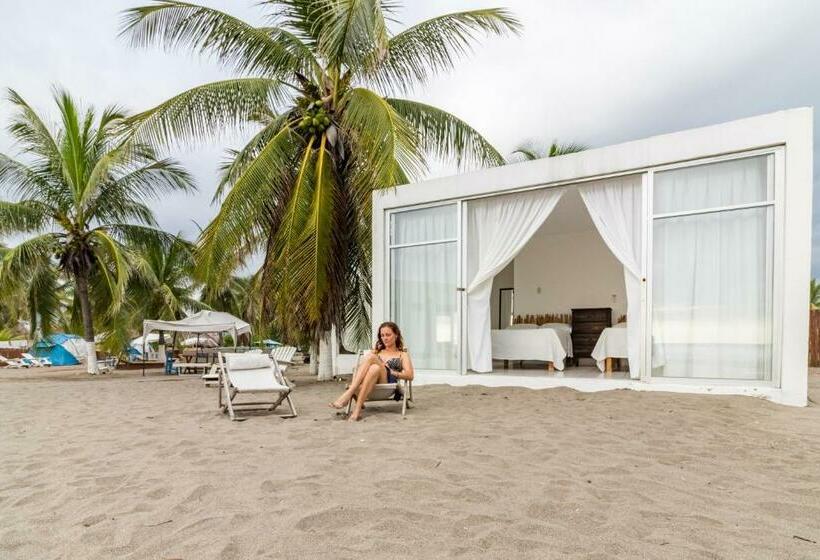 ホテル Tachinaste