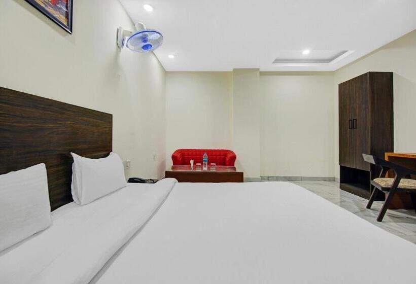 Townhouse 1260 Hotel Kinsfolk Inn