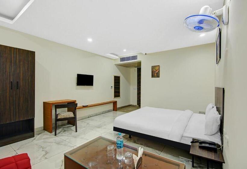 Townhouse 1260 Hotel Kinsfolk Inn