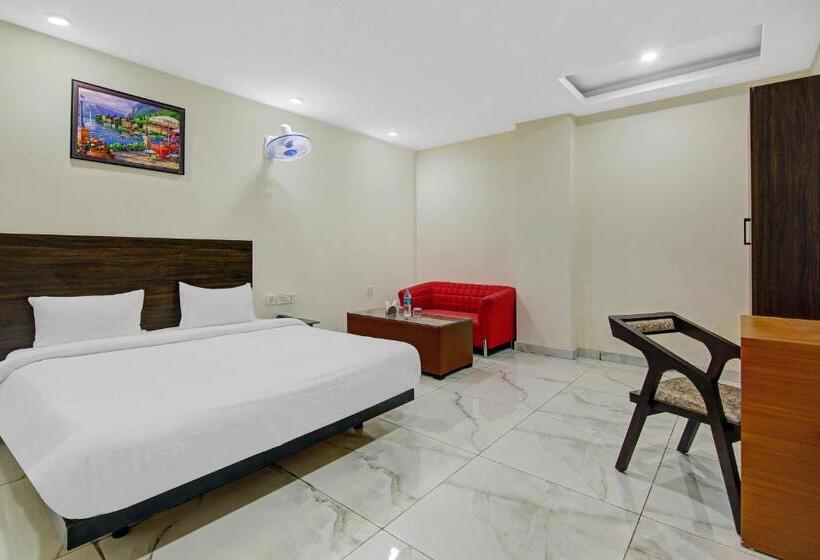 Townhouse 1260 Hotel Kinsfolk Inn