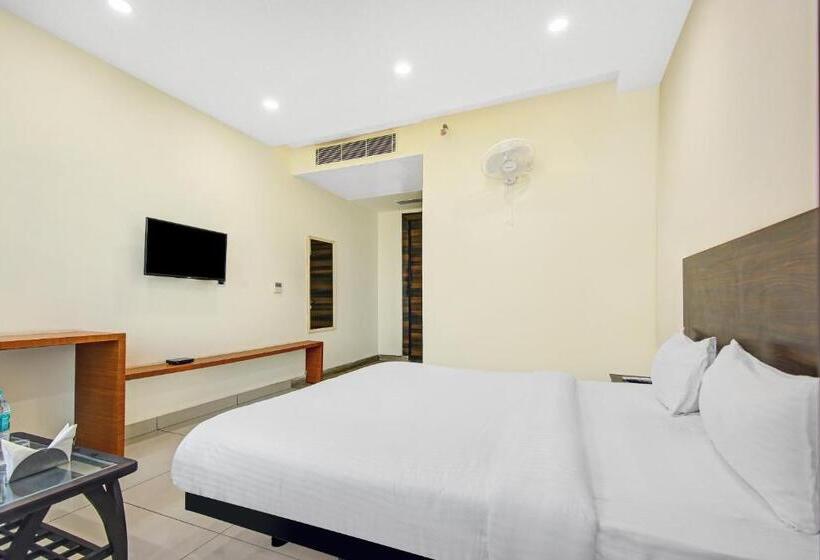 Townhouse 1260 Hotel Kinsfolk Inn