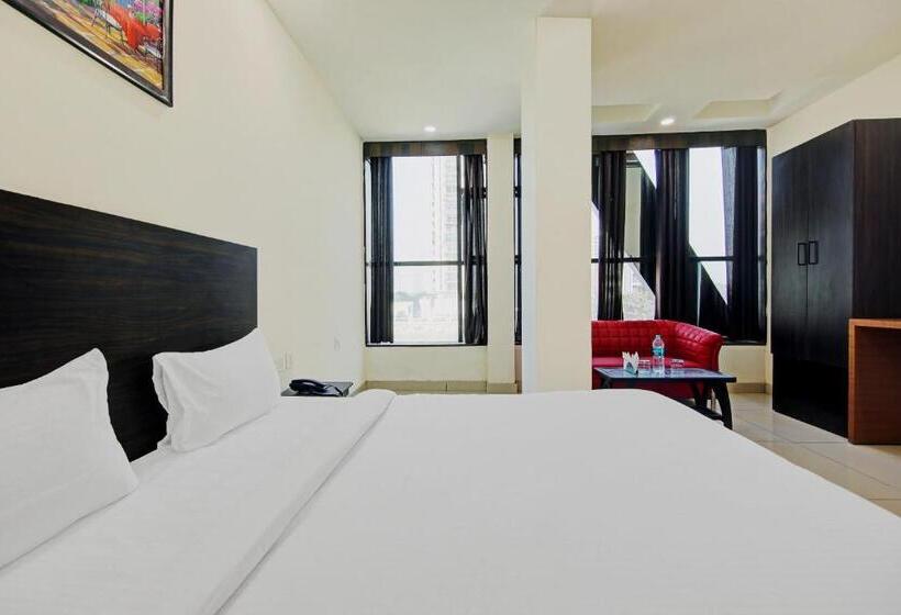 Townhouse 1260 Hotel Kinsfolk Inn