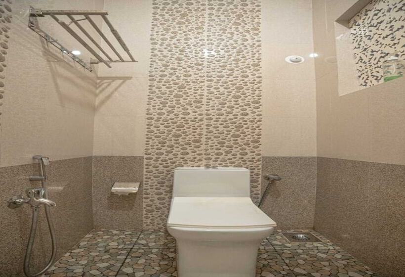 Lillywoods Zac Beach Resort, Calangute