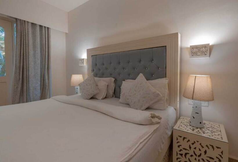 Lillywoods Zac Beach Resort, Calangute