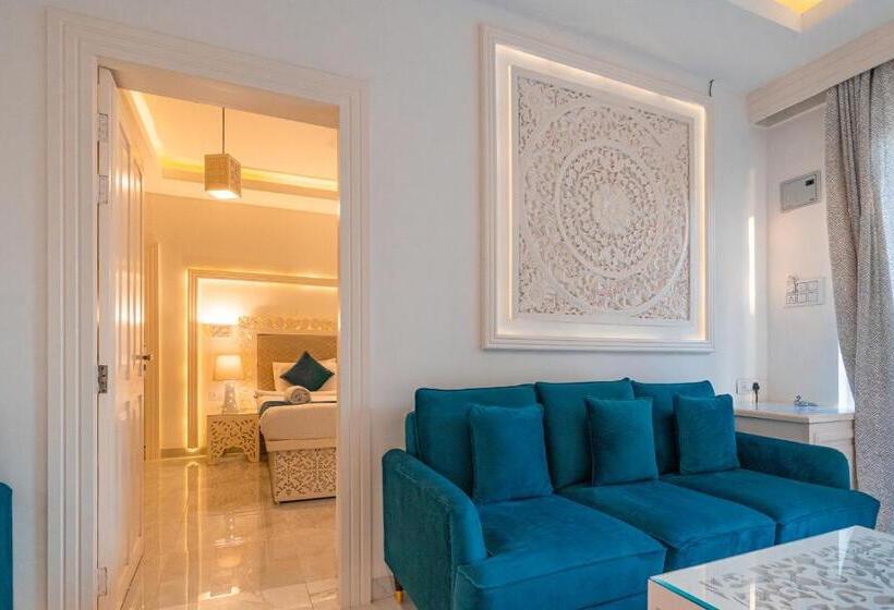 Lillywoods Zac Beach Resort, Calangute