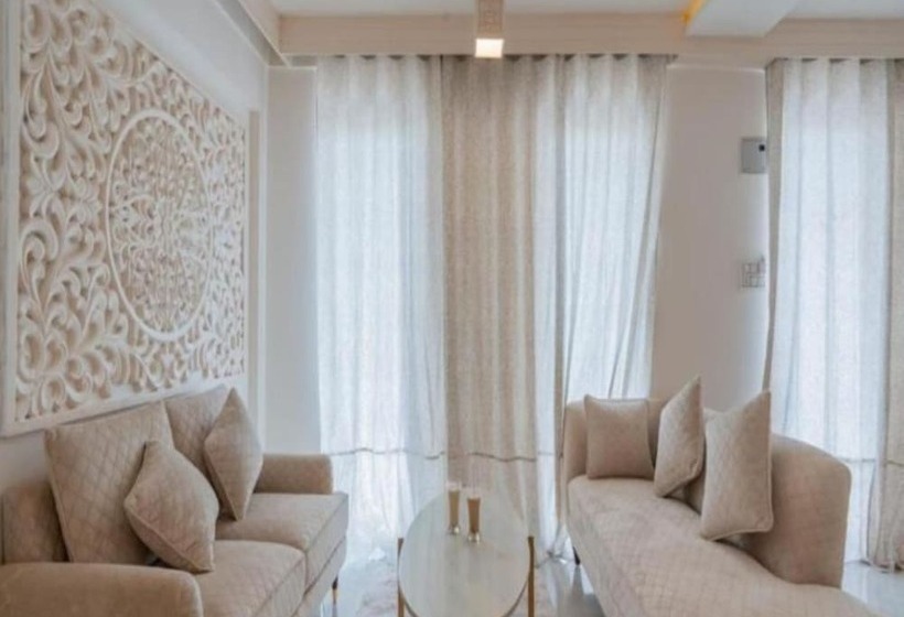 Lillywoods Zac Beach Resort, Calangute