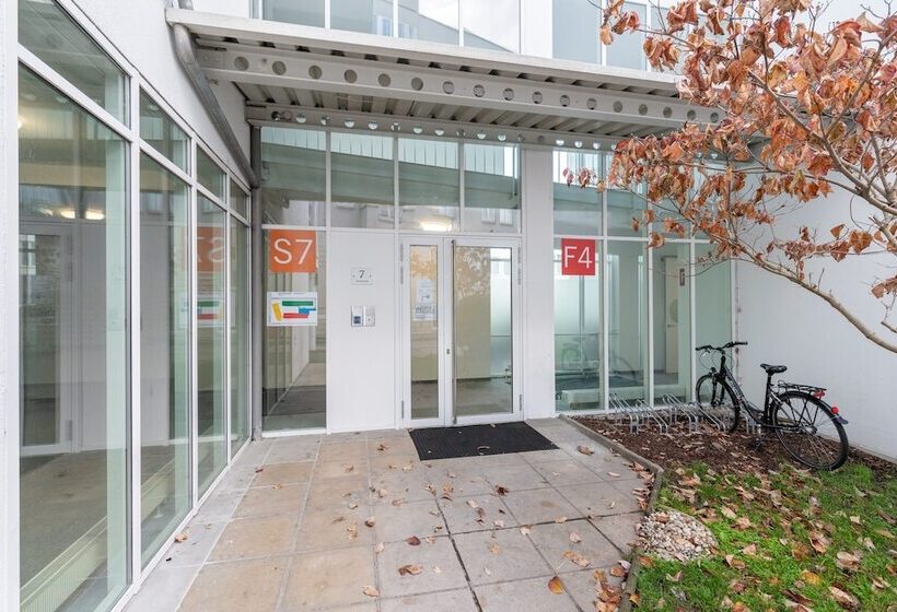 Limehome Linz Friedrichstraße