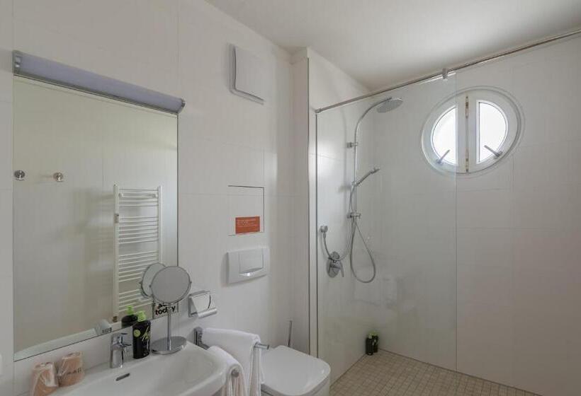 Limehome Linz Friedrichstraße