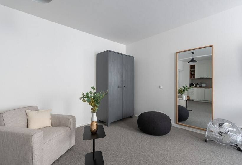 Limehome Linz Friedrichstraße