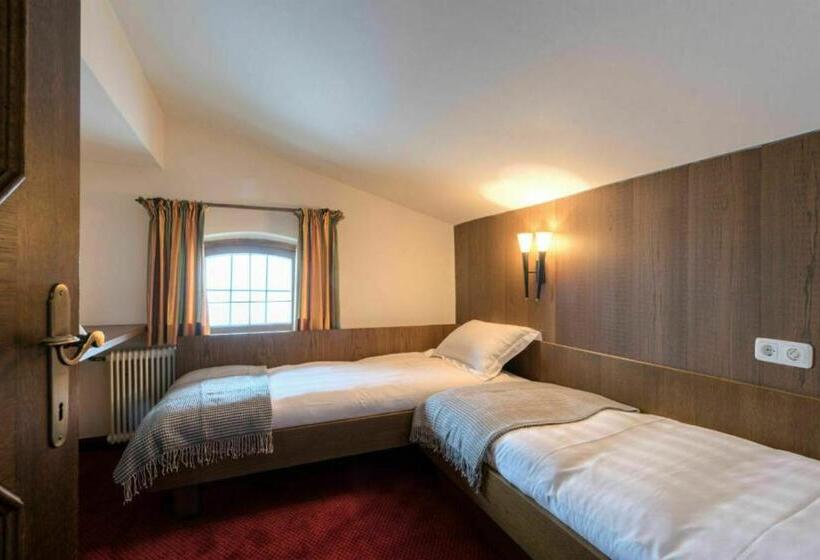 פנסיון Arlberghöhe