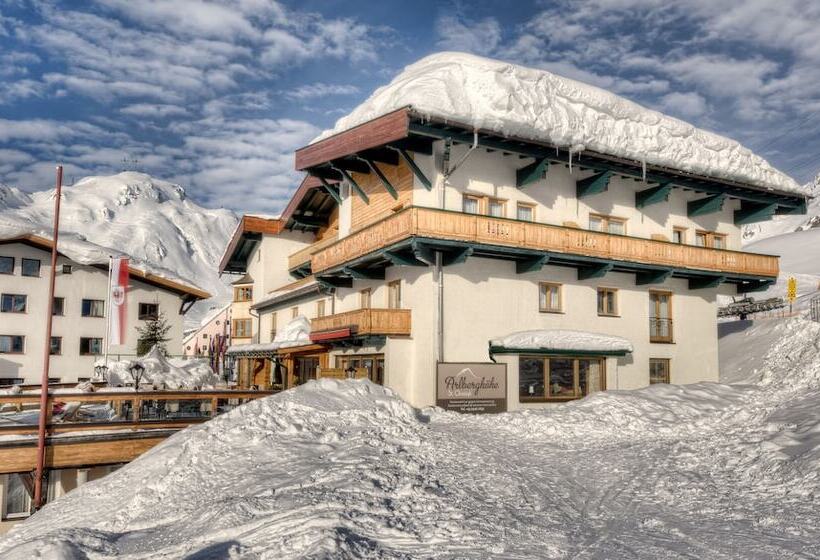 פנסיון Arlberghöhe