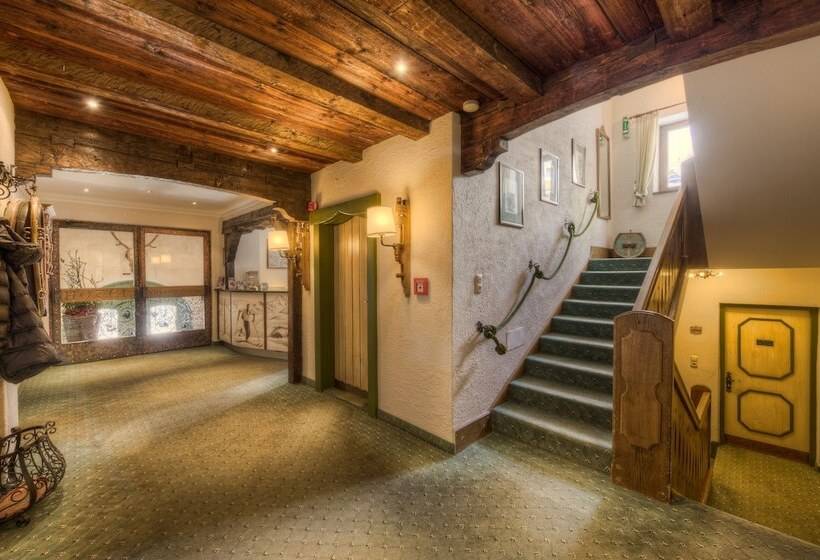 פנסיון Arlberghöhe