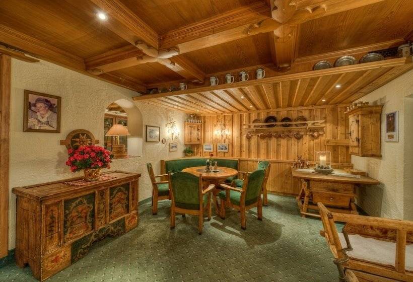 פנסיון Arlberghöhe