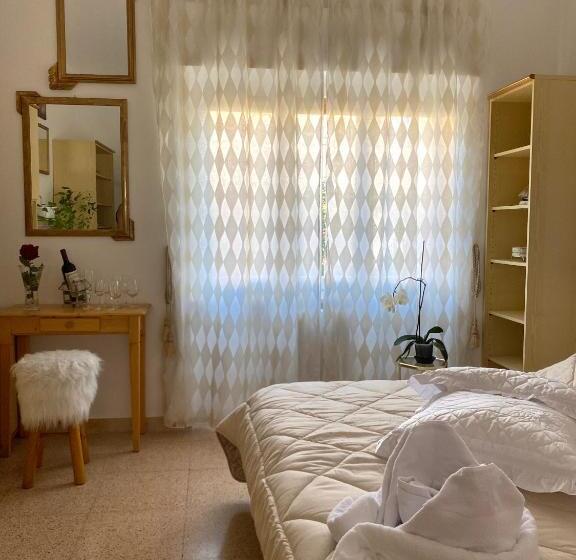 膳宿费 Casa Vacanza Lilia Vicino La Stazione E Caserma