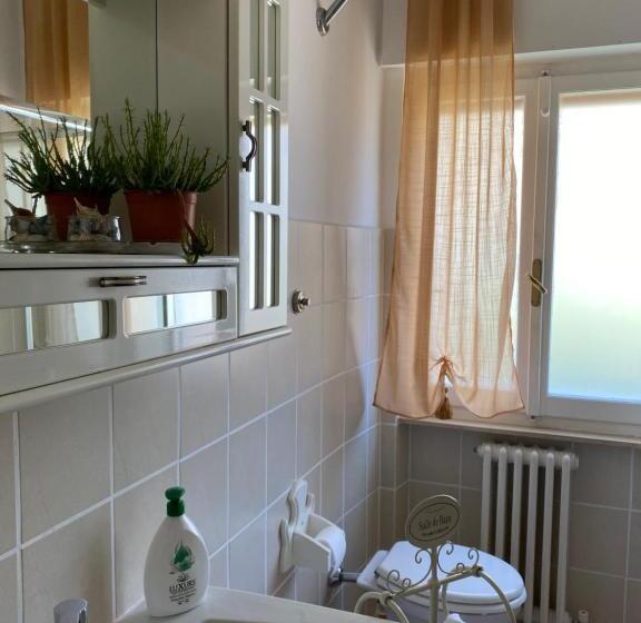 膳宿费 Casa Vacanza Lilia Vicino La Stazione E Caserma