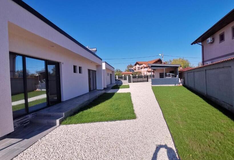 بنسيون Casutele Amaliei