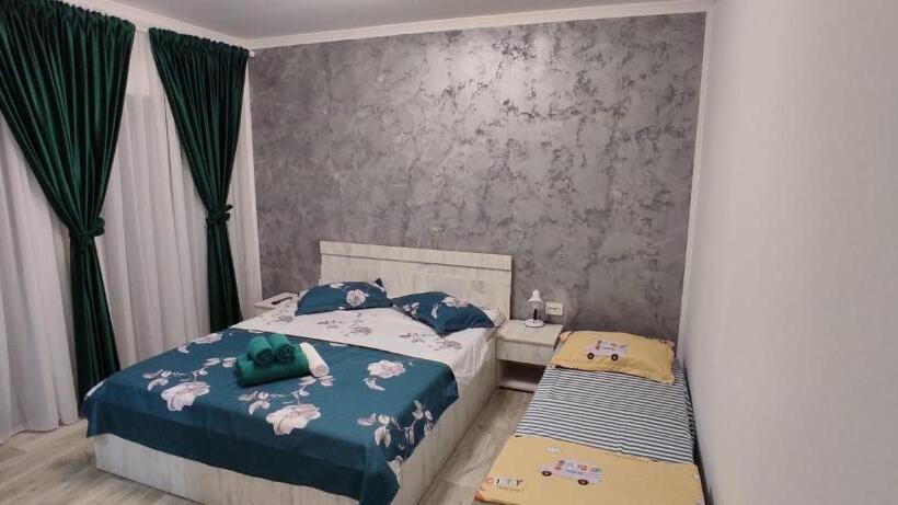 بنسيون Casutele Amaliei