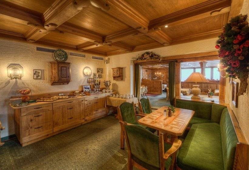 פנסיון Arlberghöhe