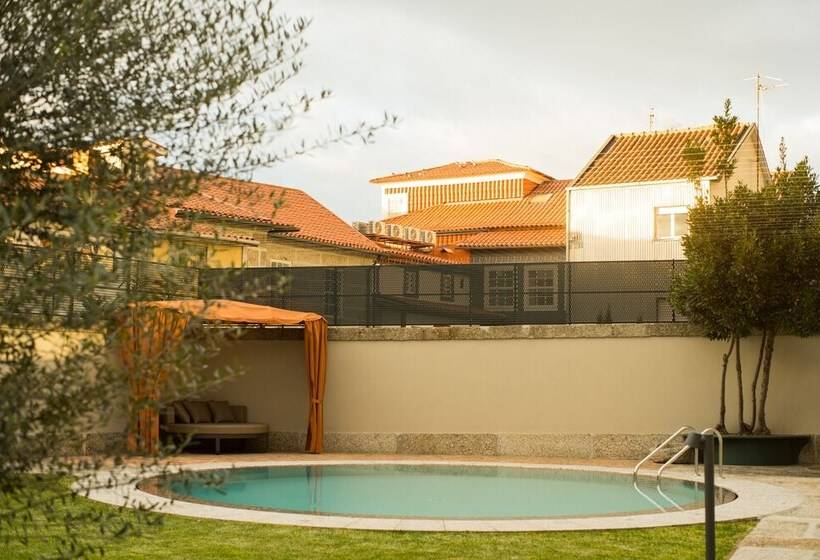 펜션 Torel Royal Court