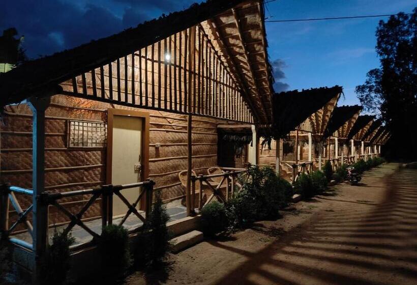 بنسيون Lazy Panda