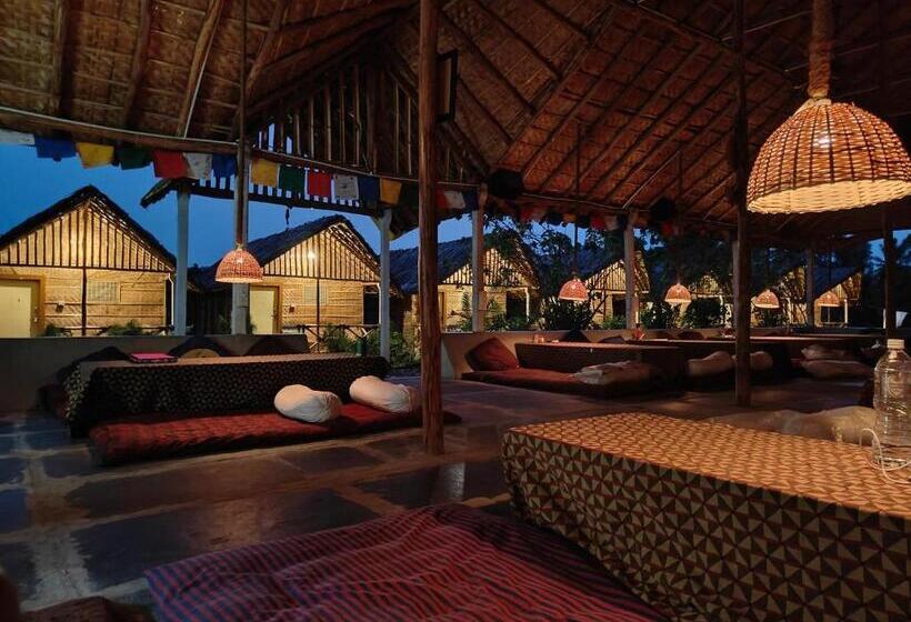 بنسيون Lazy Panda