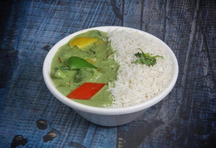 بنسيون Lazy Panda