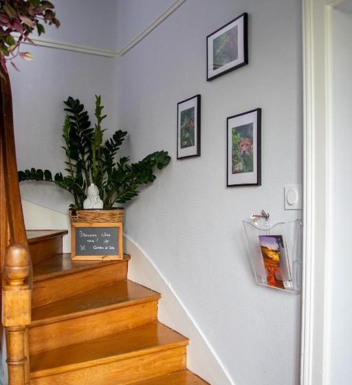 פנסיון Les Tourterelles