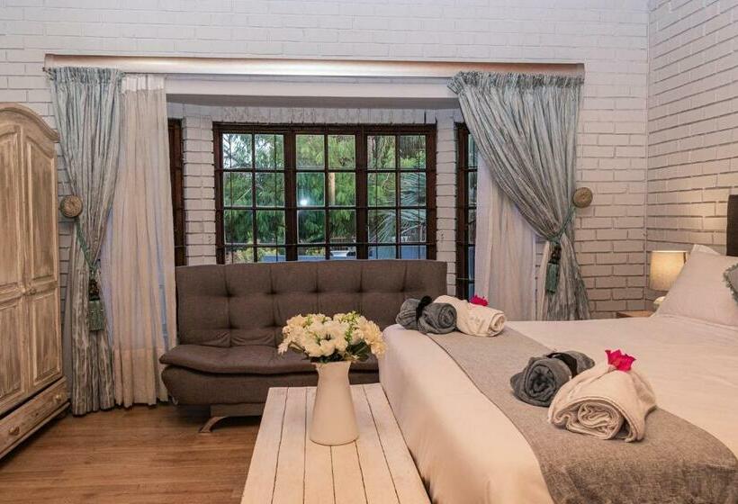 膳宿费 Mereke Manor