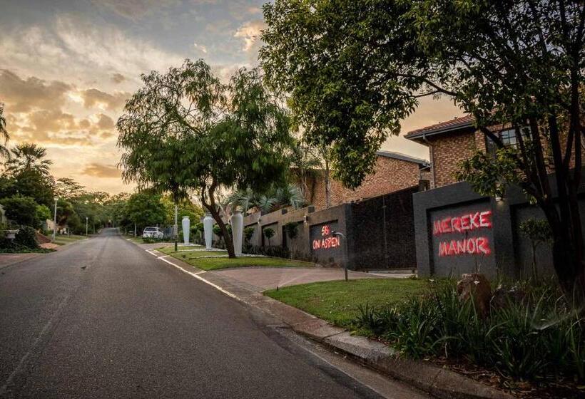 膳宿费 Mereke Manor