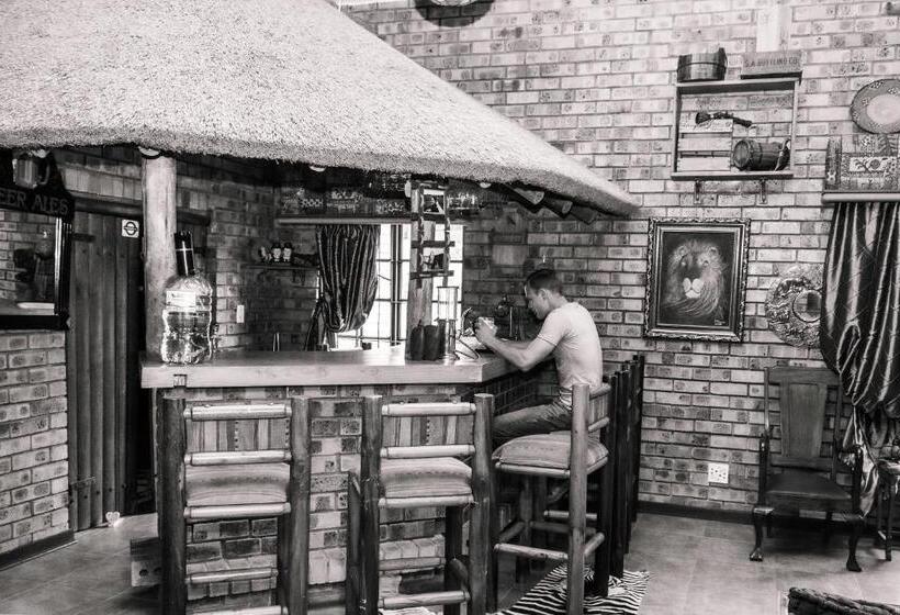 膳宿费 Mereke Manor